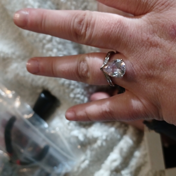 Ring - Picture 3 of 3